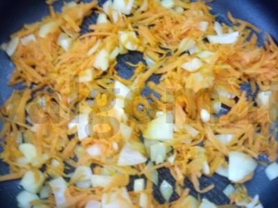 Vegetariškas plovas su žaliaisiais žirneliais Žingsnis 2