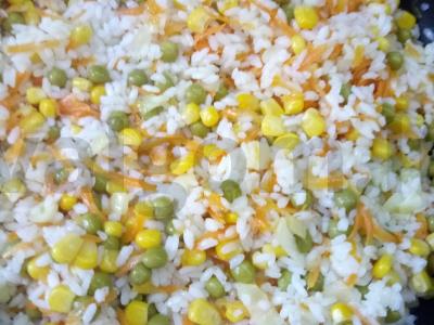 Vegetariškas plovas su žaliaisiais žirneliais Žingsnis 4