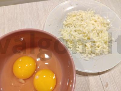 Kalakutiena sūrio tešloje Žingsnis 2