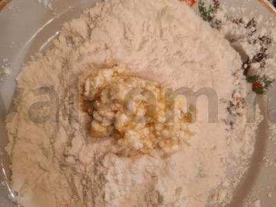 Sūrio pyragaičiai su žaliuoju obuoliu Žingsnis 3