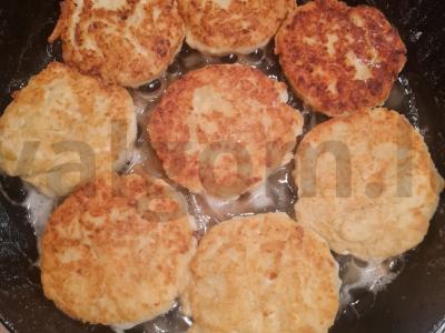 Sūrio pyragaičiai su žaliuoju obuoliu Žingsnis 4