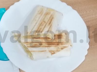 Bananų šavarma pagrindine nuotrauka