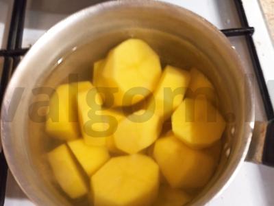 Šeimos pyragai su bulvėmis Žingsnis 4