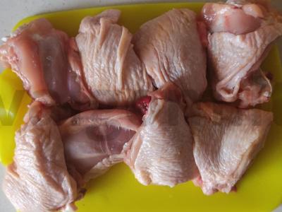 Aromatingas vištienos plovas Žingsnis 1