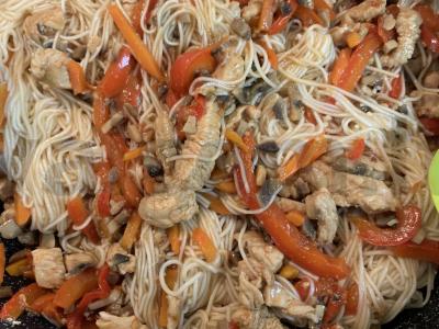 Makaronai su daržovėmis, kalakutiena ir grybais Žingsnis 8