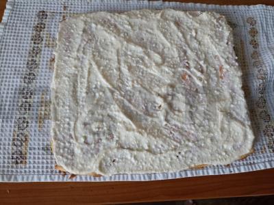 Sausainių ritinys su varškės kremu Žingsnis 4