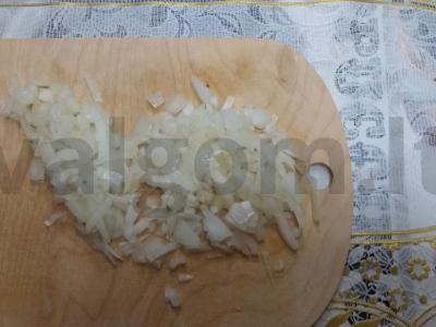Virtos bulvės su troškintomis kepenėlėmis Žingsnis 9