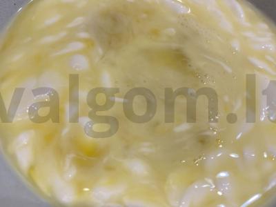 Vištienos kepsneliai majonezo tešloje Žingsnis 1