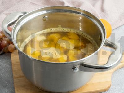 Vynuogių ir mandarinų gėrimas. Žingsnis 3