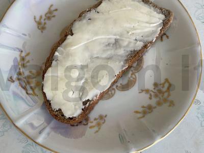 Sumuštinis su hamsa ir sviestu Žingsnis 6