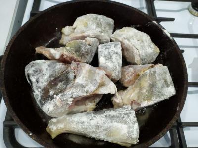 Skani kepta žuvis Žingsnis 3