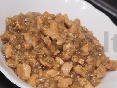 Ryžiai su vištiena pagrindine nuotrauka