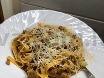 Greita Bolonijos makaronų bolognese Žingsnis 6