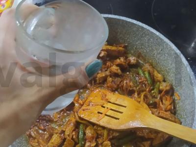 Wok kiaulienos ryžiai Žingsnis 6