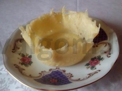 Sūrio tartaletės pagrindine nuotrauka