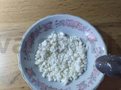 Cinamono varškės apkepas ant manų kruopų Žingsnis 1