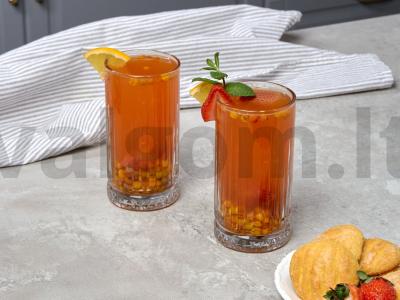 Braškių ir šaltalankių kompotas pagrindine nuotrauka