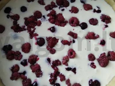 Grietinė ir uogos Žingsnis 3