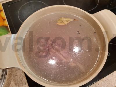 Jautienos sultinio sriuba Žingsnis 2