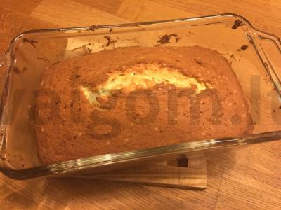 Saldus varškės keksas pagrindine nuotrauka