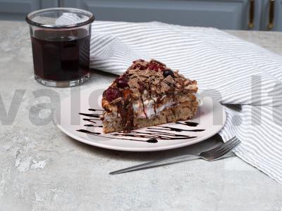 Tortas "Vyšnia šokolade" pagrindine nuotrauka