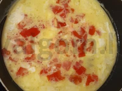 Pomidorų omletas Žingsnis 5
