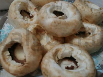 Kepti grybai su įdaru Žingsnis 1