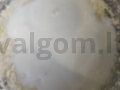 Mini keksiukai su sultenėmis Žingsnis 3