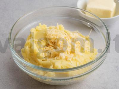 Folijoje kepta bulvių košė Žingsnis 4