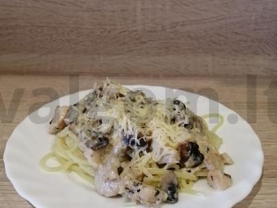 Makaronai su grybais, sūriu ir grietinėle Žingsnis 9