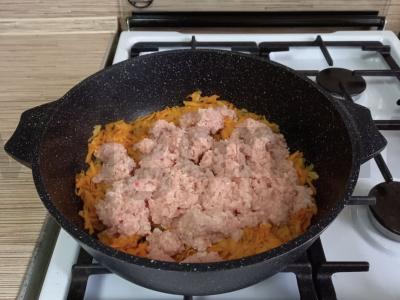 Tinginių makaronų bolonė su malta vištiena Žingsnis 2