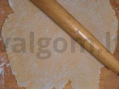 Naminiai sriubos makaronai skanesni už parduotuvėje pirktus makaronus Žingsnis 3