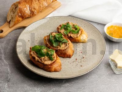 Brusketos su žąsų paštetu ir mandarinų džemu pagrindine nuotrauka