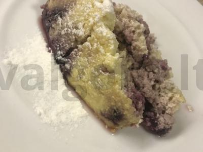 Juodųjų serbentų troškinys desertui pagrindine nuotrauka