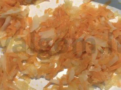 Įdaryti lizdai pomidorų glazūroje Žingsnis 3