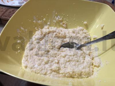 Citrinų sūrio pyragas multicooker įrenginyje Žingsnis 3