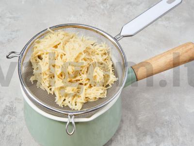 Vermišeliai su kukurūzais ir vyšniniais pomidorais Žingsnis 1
