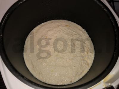Citrinų sūrio pyragas multicooker įrenginyje Žingsnis 5