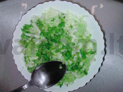 Salotos iš salierų su kopūstais Žingsnis 4