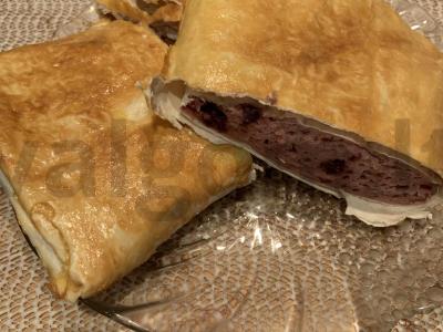 Strudelis su kūdikių varške. pagrindine nuotrauka