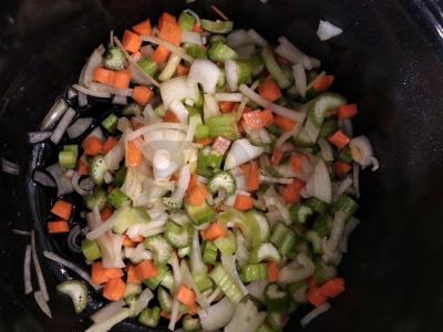 Naminis ratatouille lėtoje viryklėje Žingsnis 1
