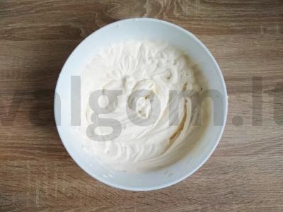 Karameliniai keksiukai su sviestiniu kremu Žingsnis 7