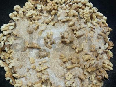 Cinamono riešutai cukraus glazūroje Žingsnis 2