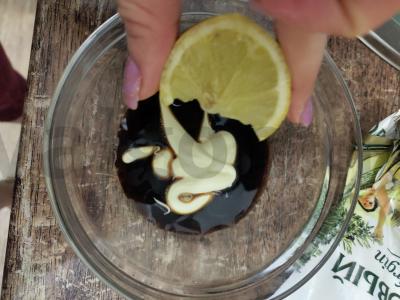 Sultingos salotos su rūkyta vištiena Žingsnis 4