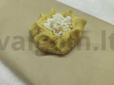 Kukurūzų pyragėliai Siskal ant kefyro su varške Žingsnis 3
