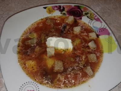 Barščiai su burokėliais pagrindine nuotrauka