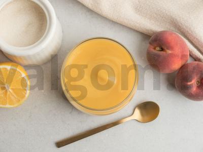 Persikų tyrė su citrinų sultimis pagrindine nuotrauka