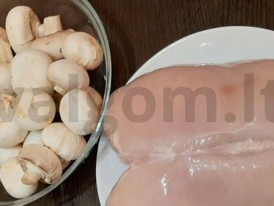 Makaronai su vištiena, sūriu ir grybais grietinės padaže Žingsnis 1