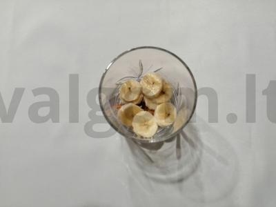 Bananų pudingas Žingsnis 2
