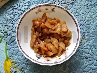 Greitas pitos štrudelis su karamelizuotais obuoliais Žingsnis 2